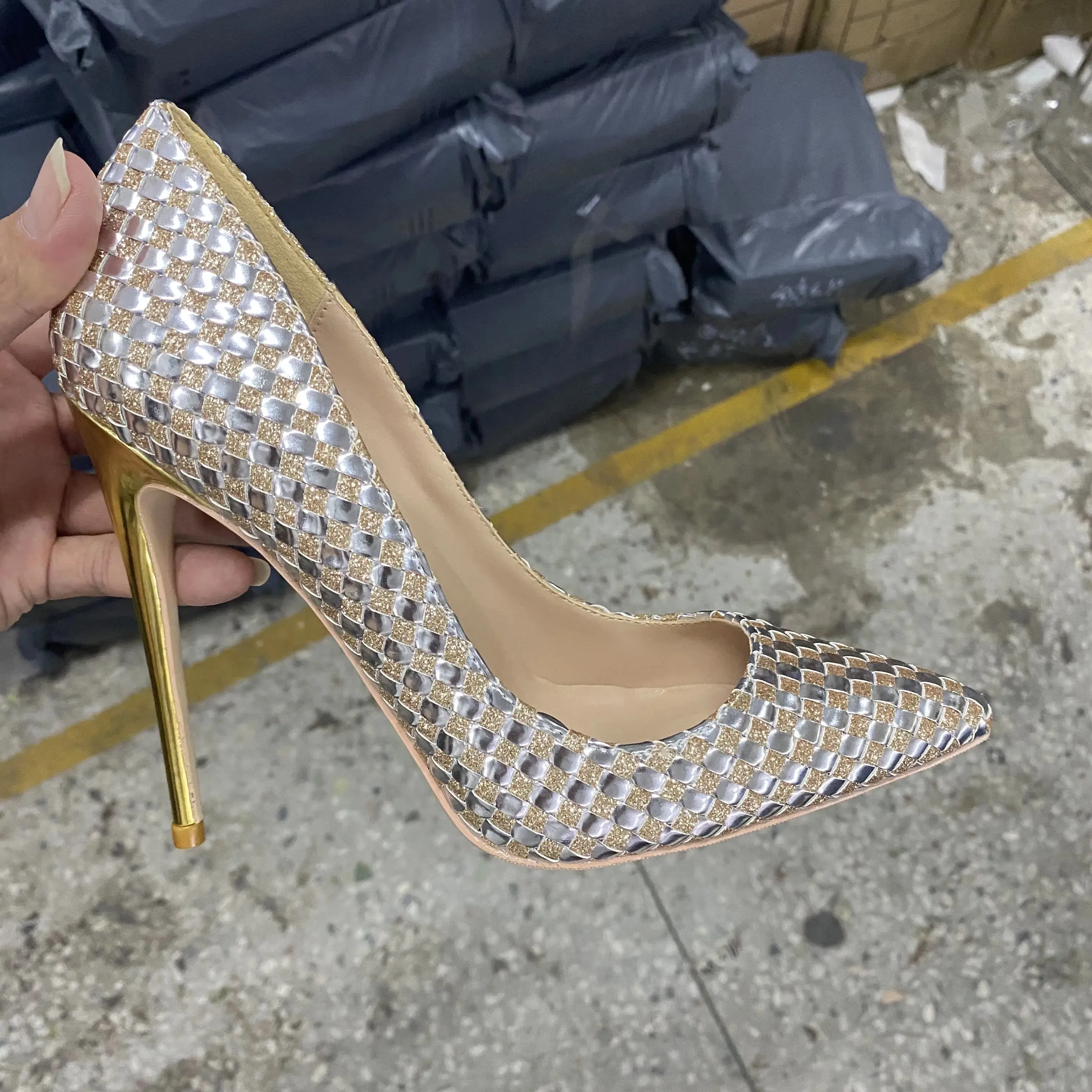12 cm Superfine heel Women's narrow pointed Gold woven high heels
