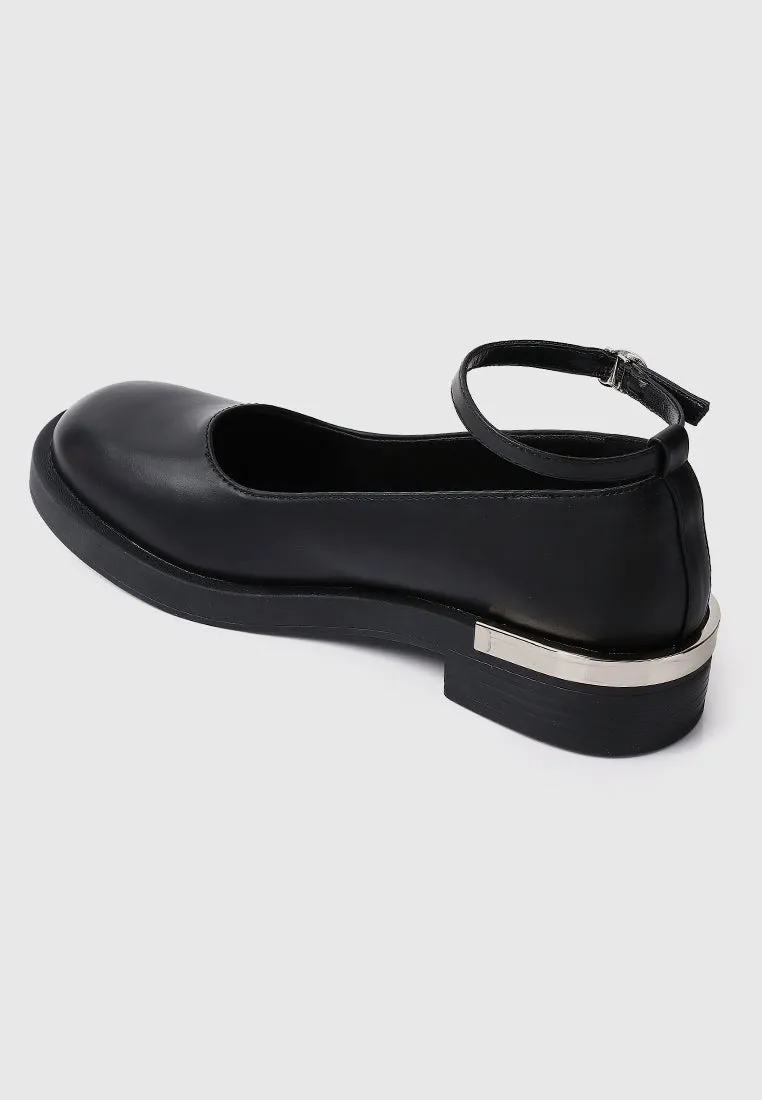 A Smiling Heart Ankle-Strap Flats & Ballerina (Black)
