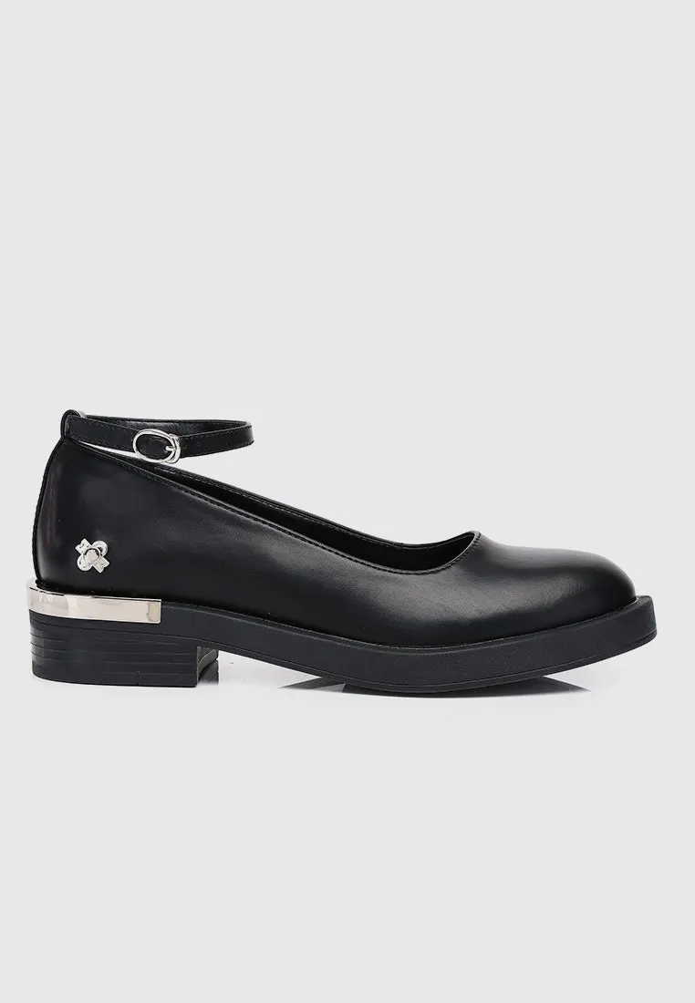 A Smiling Heart Ankle-Strap Flats & Ballerina (Black)