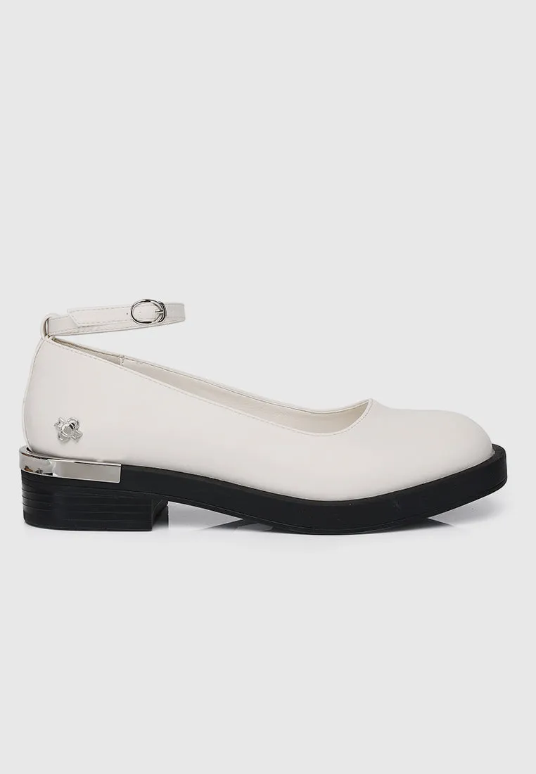 A Smiling Heart Ankle-Strap Flats & Ballerina (Bone)