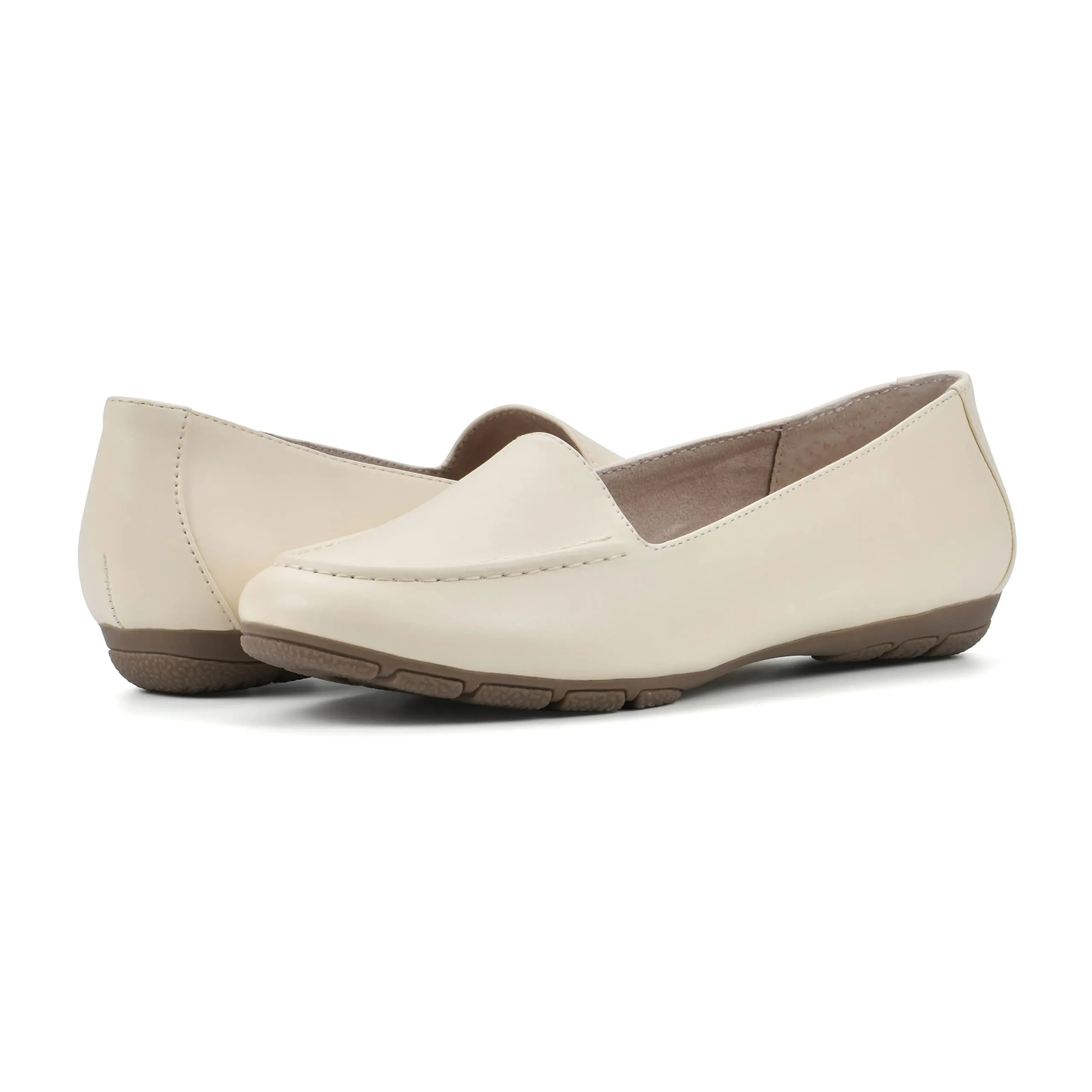 CLIFFS BY WHITE MOUNTAIN Women's Gracefully Tailored Loafer Flat, Buttercream/Smooth, 7.5 W