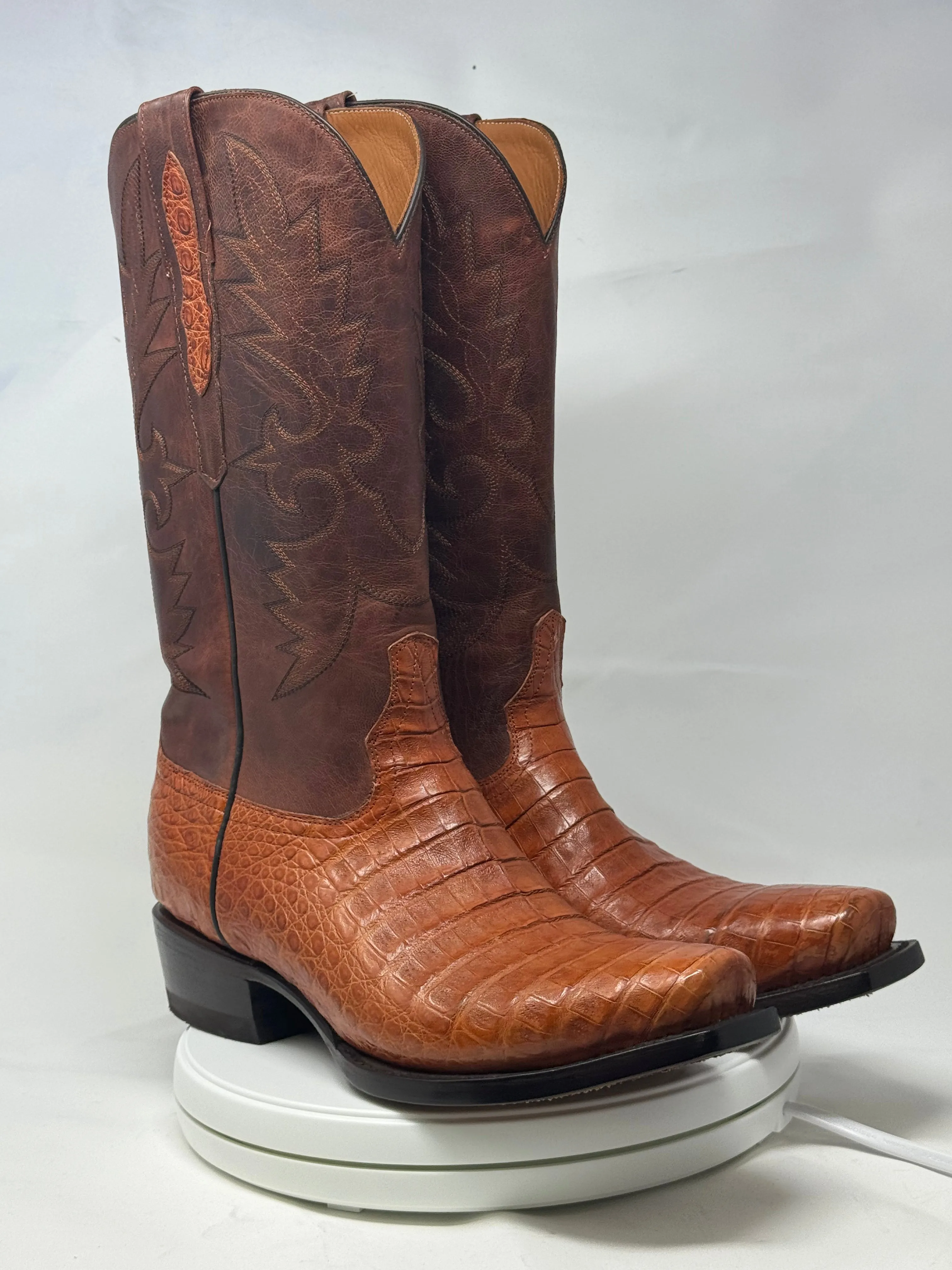 DJ2026 | Don Juan Boots Men's Caiman Belly Brandy Diamond Toe