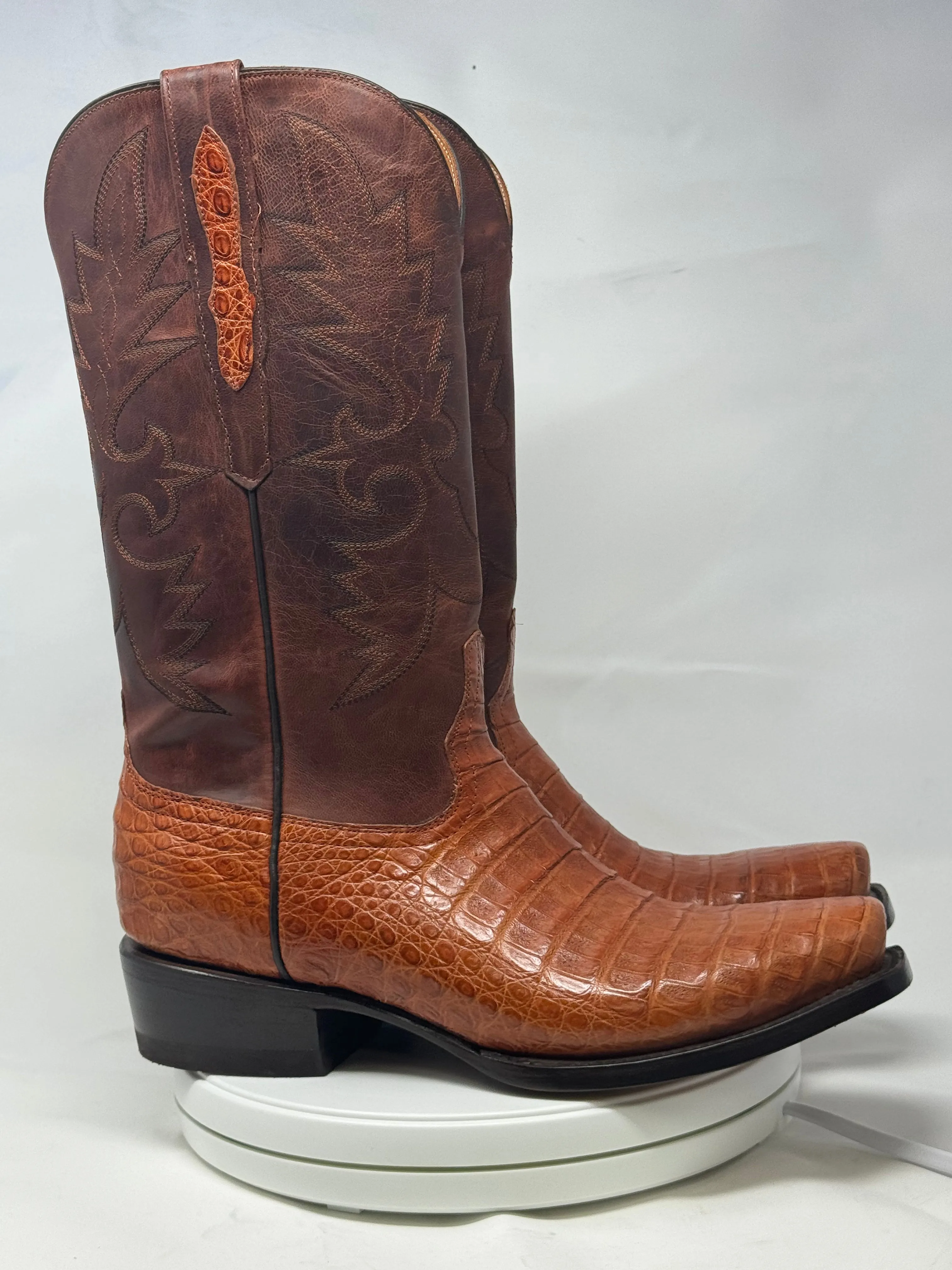 DJ2026 | Don Juan Boots Men's Caiman Belly Brandy Diamond Toe