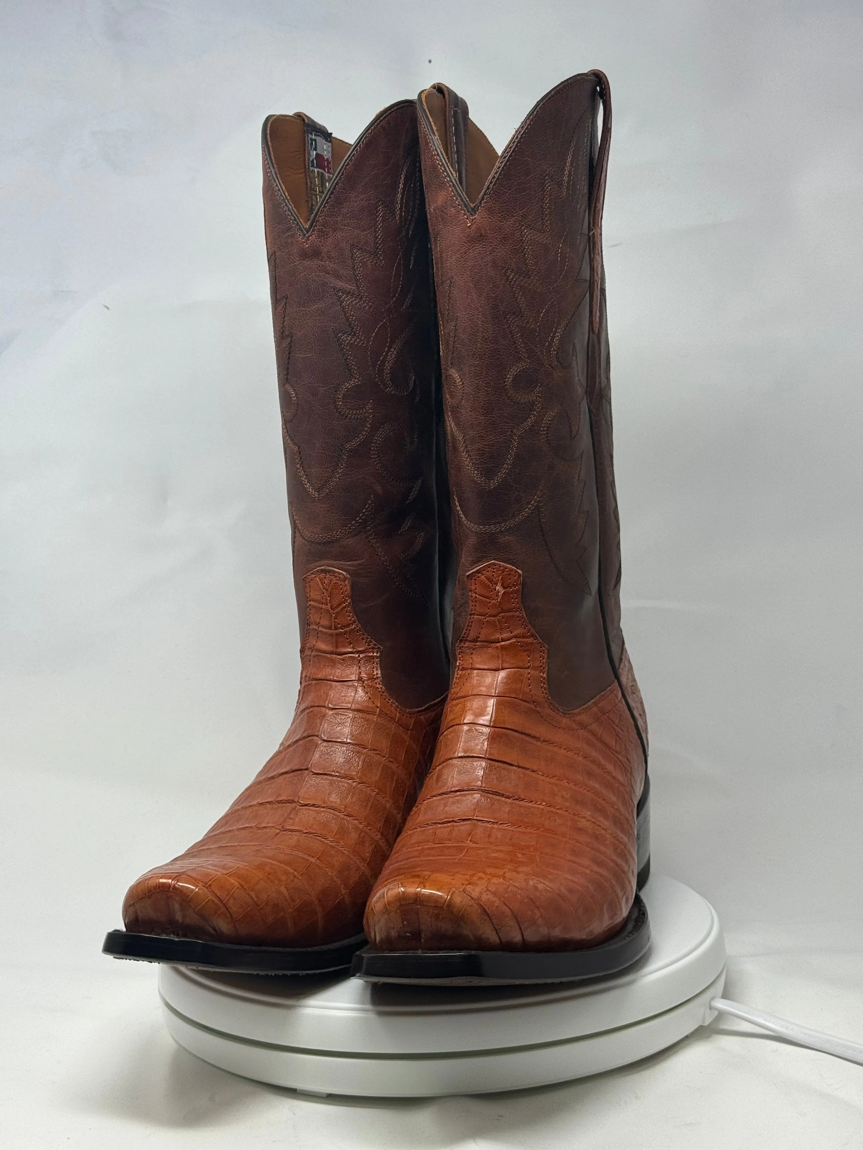 DJ2026 | Don Juan Boots Men's Caiman Belly Brandy Diamond Toe