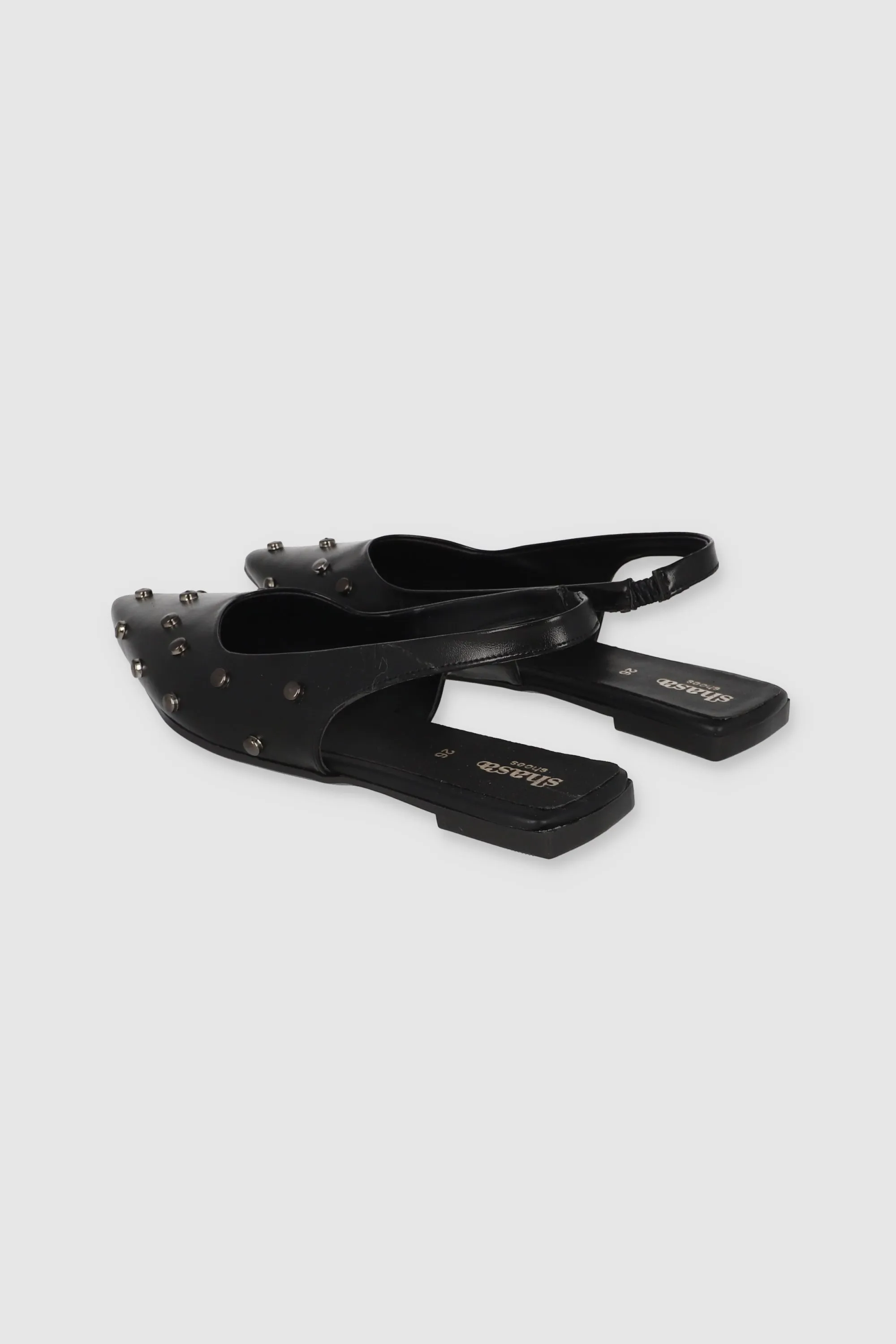 Flat Pointy Studs