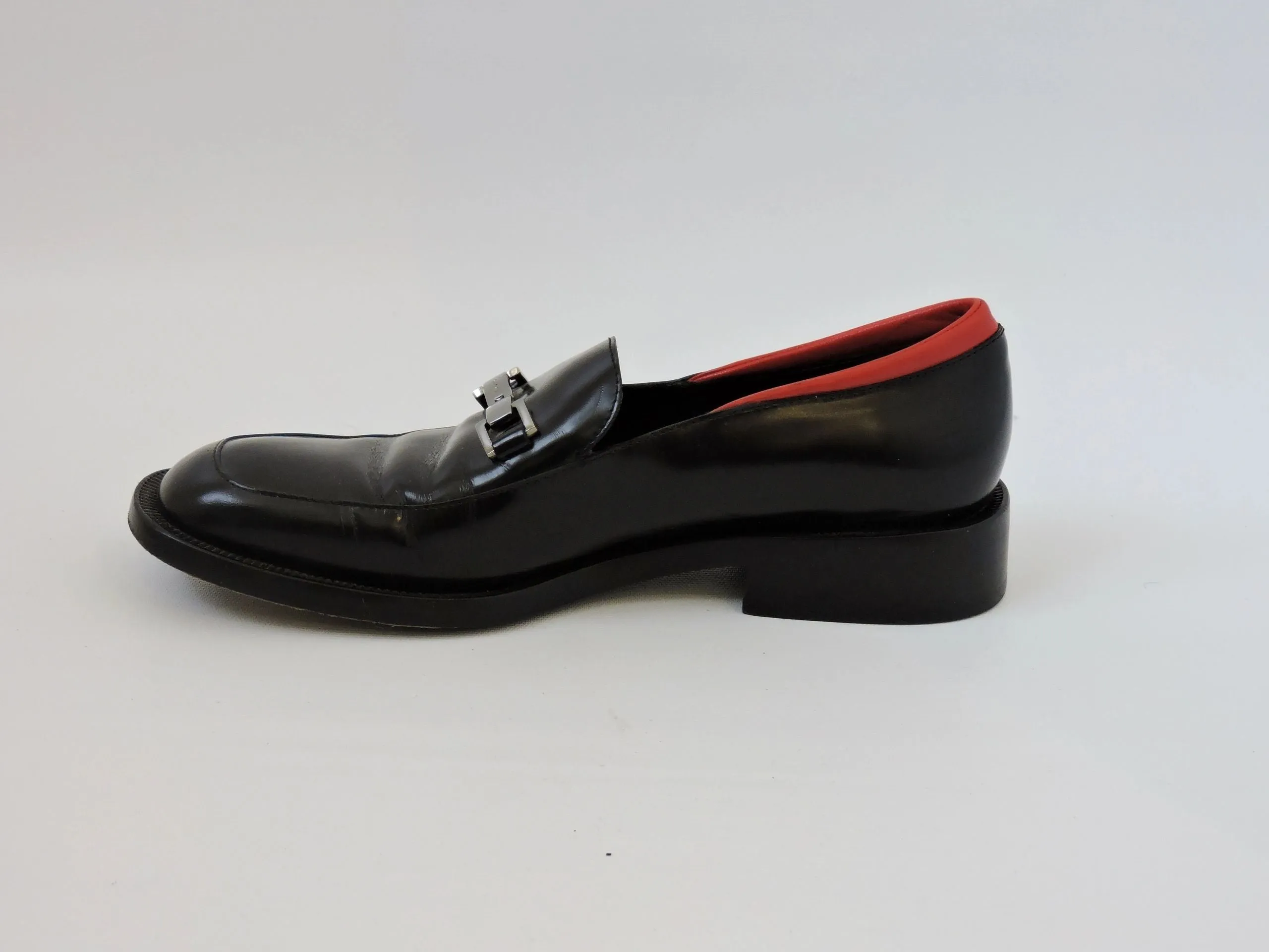 Gucci Black Loafer Size 7 B