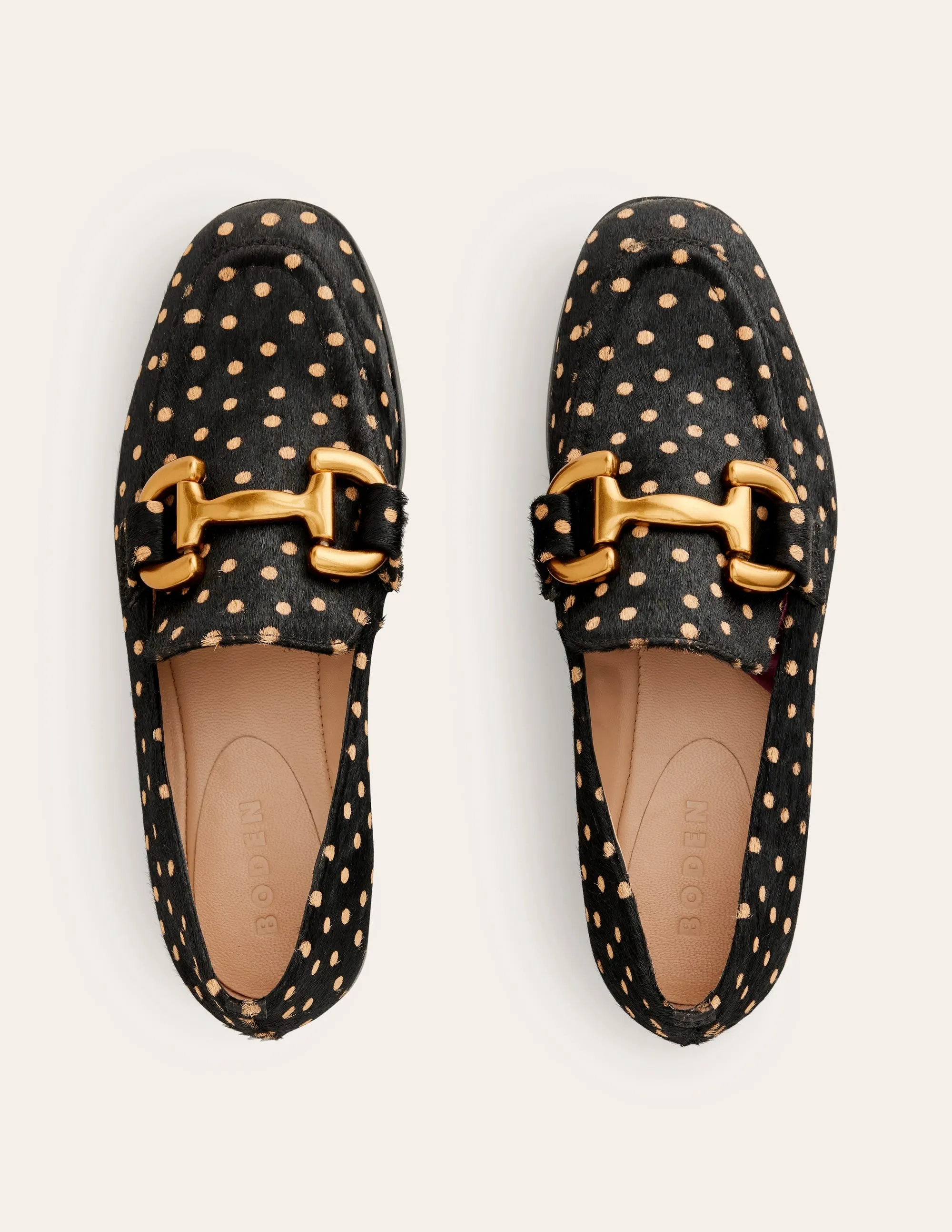 Iris Loafer mit Trensendetail-Schwarz und Kamelbraun Punkte