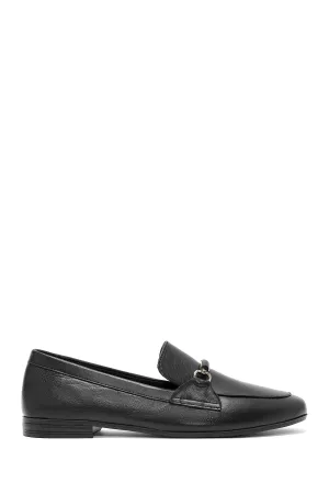 Kadın Siyah Toka Detaylı Deri Maskülen Loafer