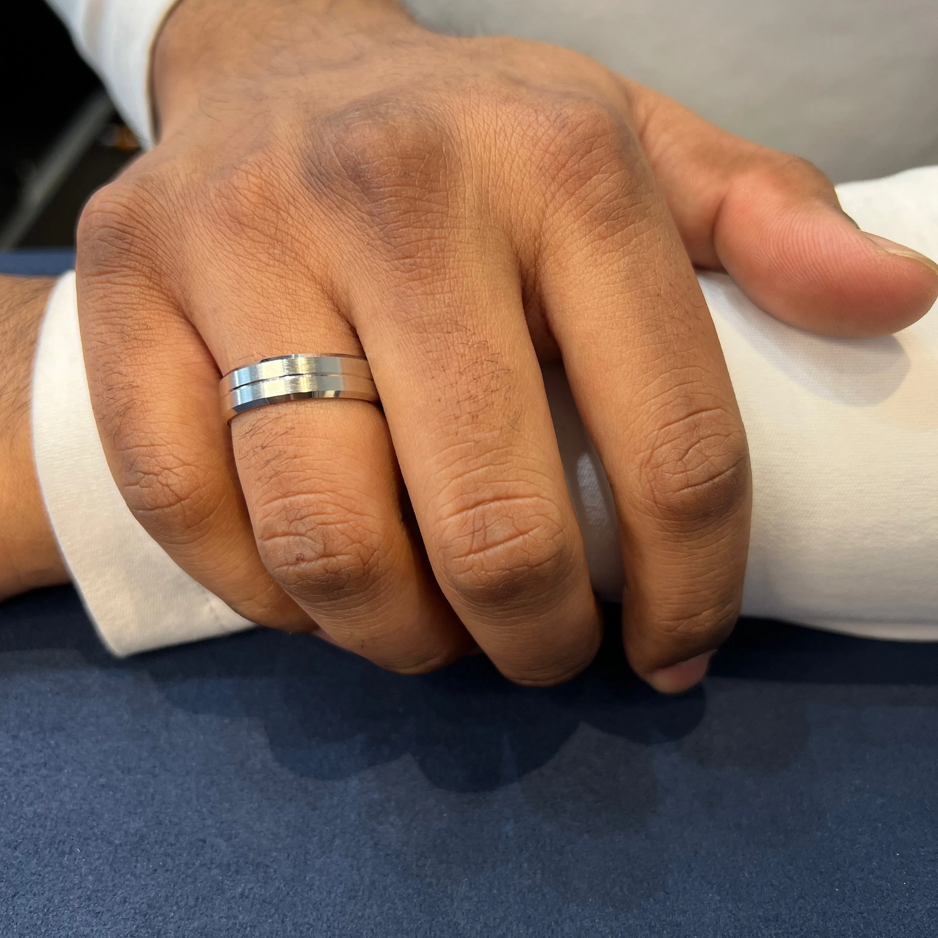 Malo (10K, 14K, 18K) Yellow Gold (6mm) Satin and High Polished Wedding Band