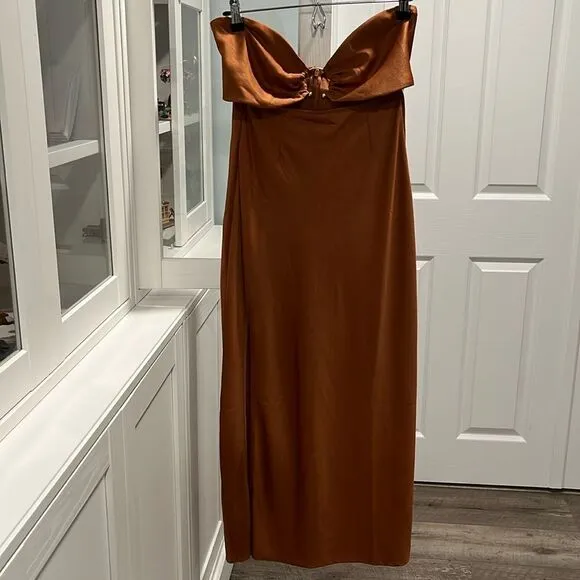 MESHKI (NWT) Harriet Satin Midi High Split Dress, Biscuit, Size L