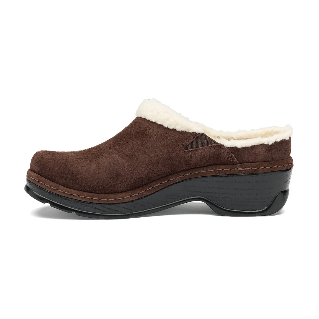 Munich | Potting Soil Suede
