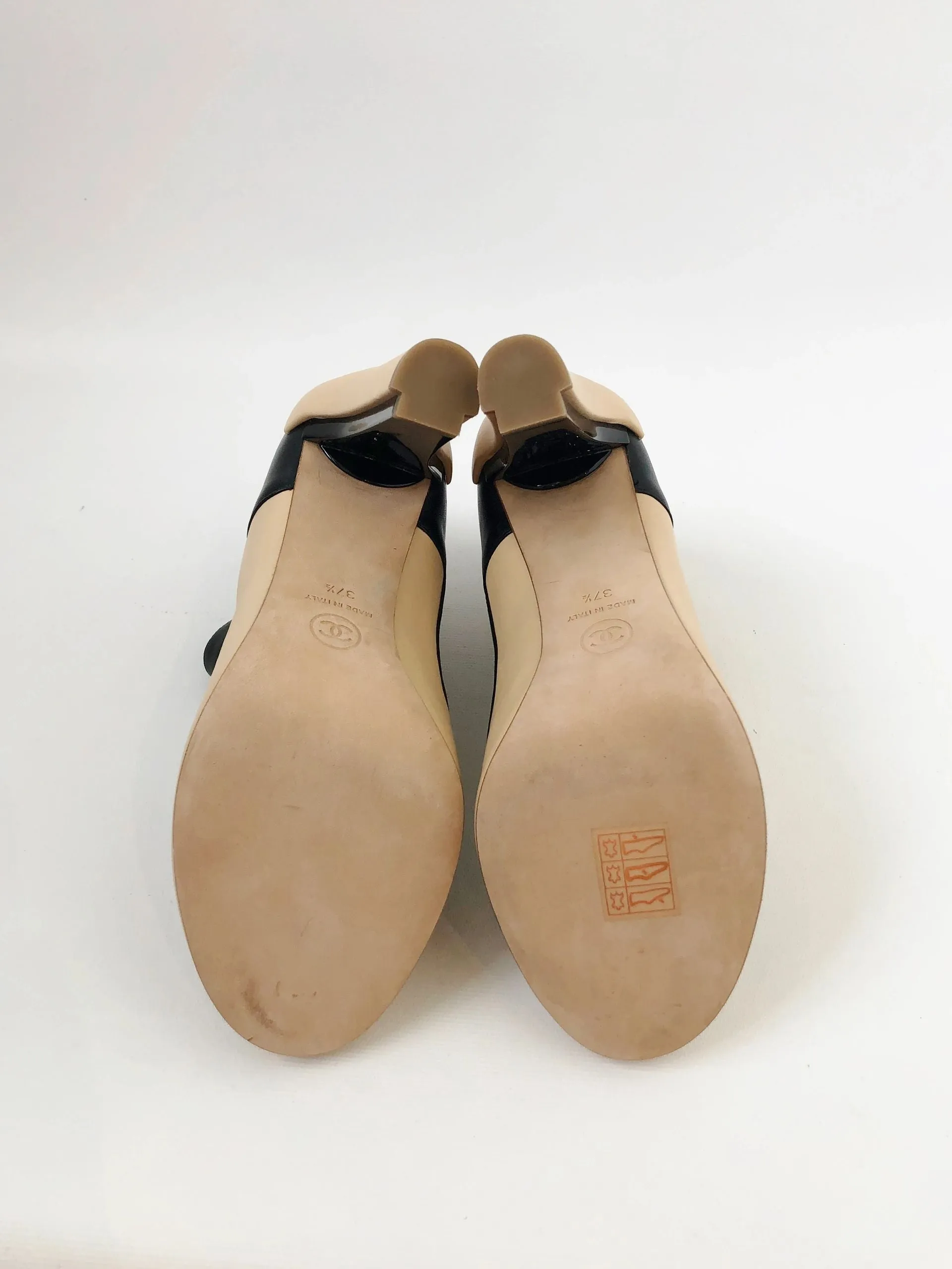 NEW Chanel Tri-Color Ankle Boot Size 37.5 It (7.5 Us)