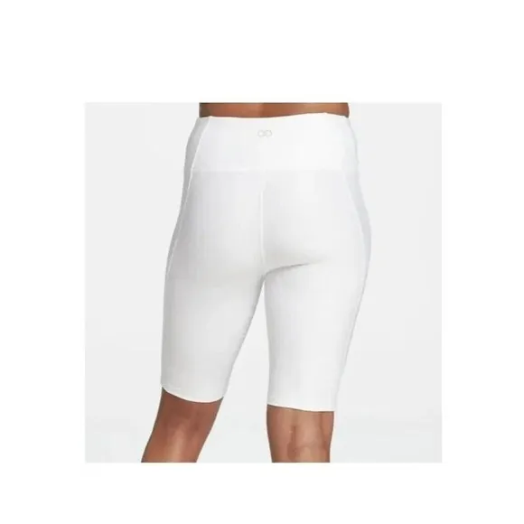 NWT Calia White High Rise Bike Shorts 10” Inseam Fitted Silhouette Size Small
