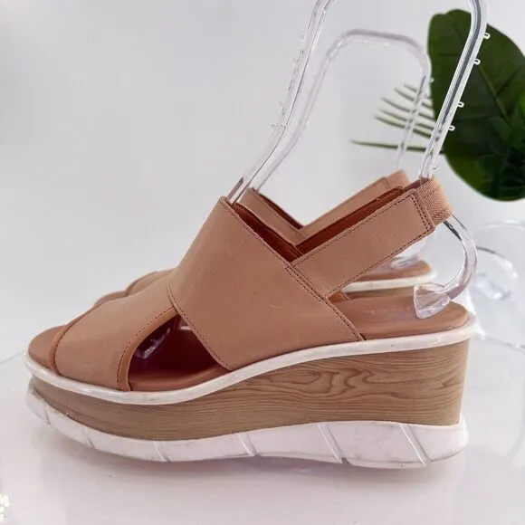 SOREL Womens Joanie III Sandal Size 11 Tan Leather Strappy Wedge Heel Platform