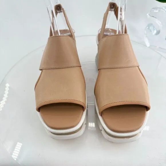 SOREL Womens Joanie III Sandal Size 11 Tan Leather Strappy Wedge Heel Platform