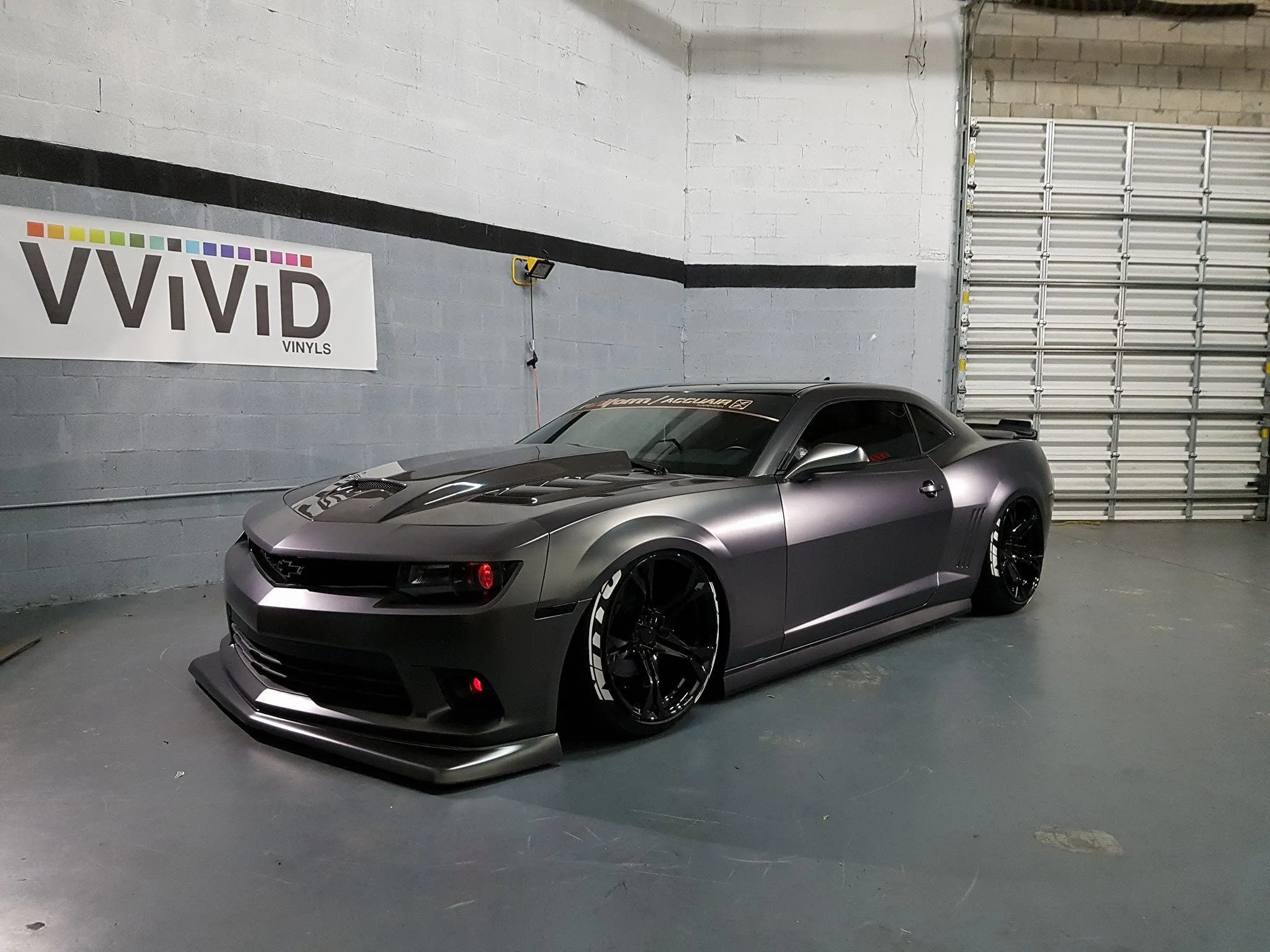 VViViD  Satin Chrome Black Rust
